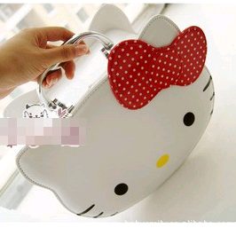 กระเป๋าเครื่องสำอาง-Hello-Kitty-พร้อมส่ง