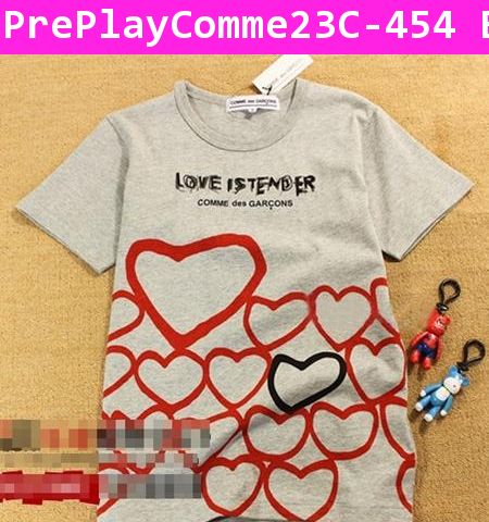 [Pre] เสื้อยืดแขนสั้นสีเทา Play Comme ลายหัวใจสีแดง