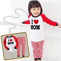 ชุดเสื้อกางเกง-I-LOVE-MOM-สีขาวแดง