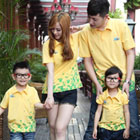 เสื้อครอบครัว-Play-ลอยละลอง-สีเหลือง-(แพค-3-ตัว)