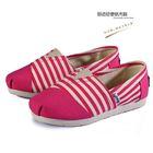 รองเท้าคัทชูเด็กสไตล์-Toms-ลายขวาง-สีชมพู