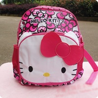 กระเป๋านักเรียน-Hello-Kitty-Neon-สีชมพู