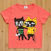 เสื้อยืด-Black-cats-_-Hug-Friend-สีชมพูแดง