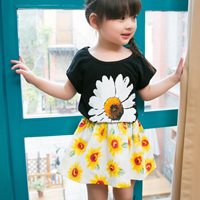 เสื้อและกระโปรง-Flower-Girl-โทนดำขาว