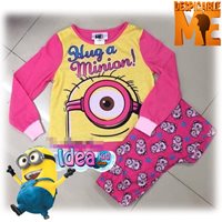 เสื้อและกางเกง-Hug-Minion-โทนชมพูเหลือง