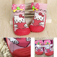 รองเท้าถุงเท้าการ์ตูน-Hello-Kitty-สีชมพู-(ตำหนิ)