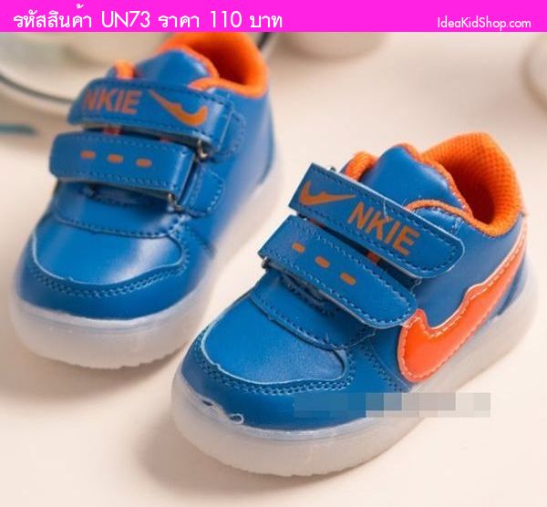 รองเท้าผ้าใบ สไตล์ NIKE สีน้ำเงิน(ตำหนิ)