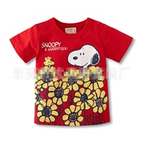 เสื้อยืดลาย-Snoopy-and-Woodstock-สีแดง