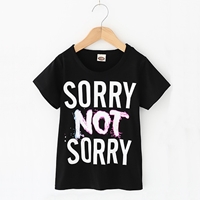 เสื้อยืดแฟชั่น-Sorry-Not-Sorry-สีดำ