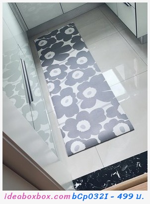 พรมกันลื่น พรมปูพื้นห้องครัว ลาย Marimekko สีฟ้าชมพู