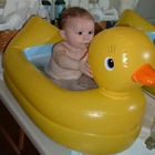 Munchkin-White-Hot-Inflatable-Duck-Tub-(USA)